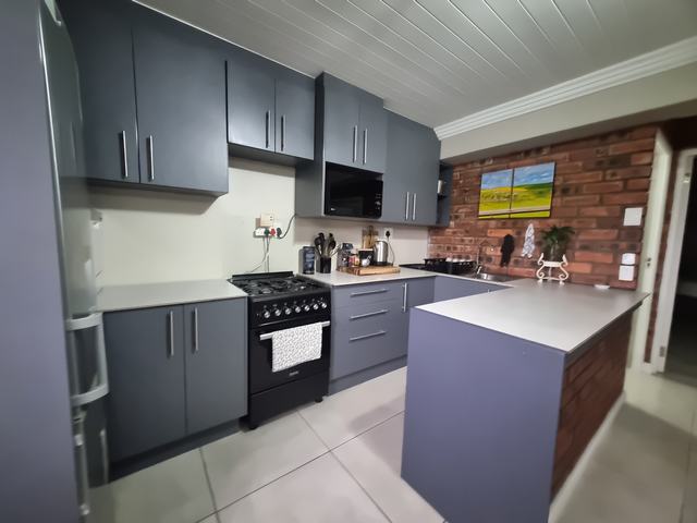3 Bedroom Property for Sale in Mount Royal Golf Estate Western Cape